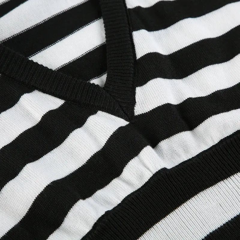 Grunge Striped Hooded Crop Top